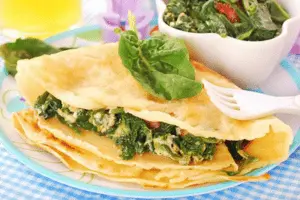 Spinach and Feta Scrambled Egg Pitas